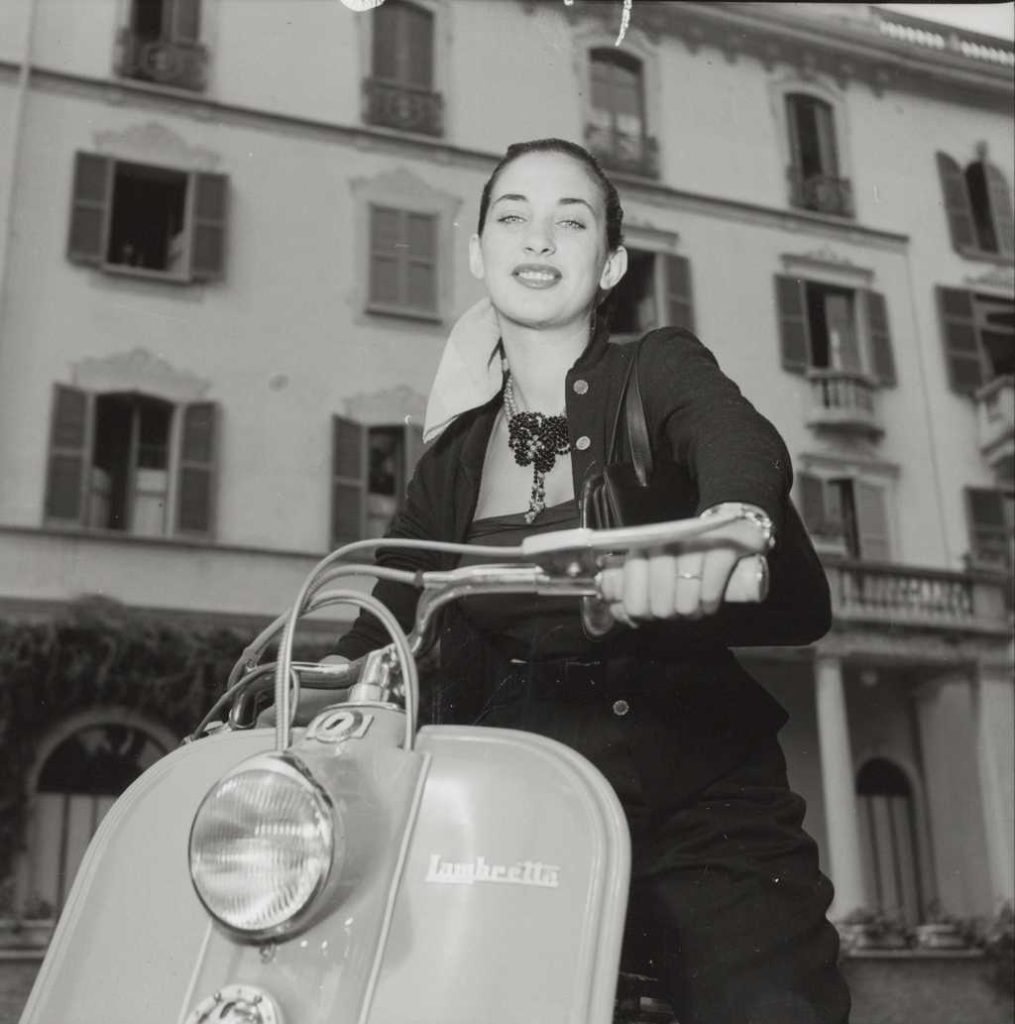 1951 Miss Lambretta Liliana Spagno with a 125 LC
