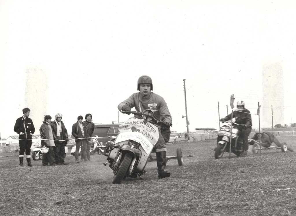 Race in England with Lambretta scooters